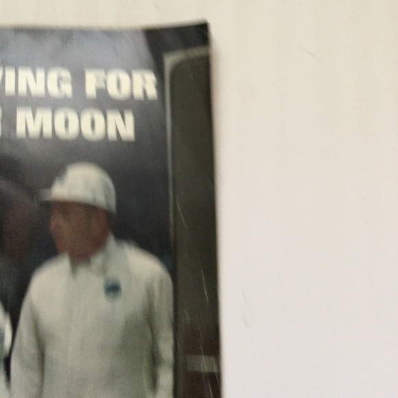 Life Magazine Leaving For The Moon July 25 1969 - Picture 5 of 6